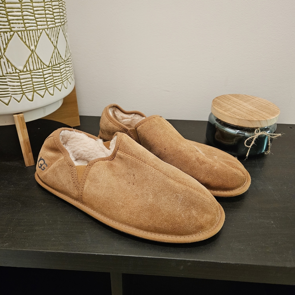 UGG Men's Tan Suede Slippers